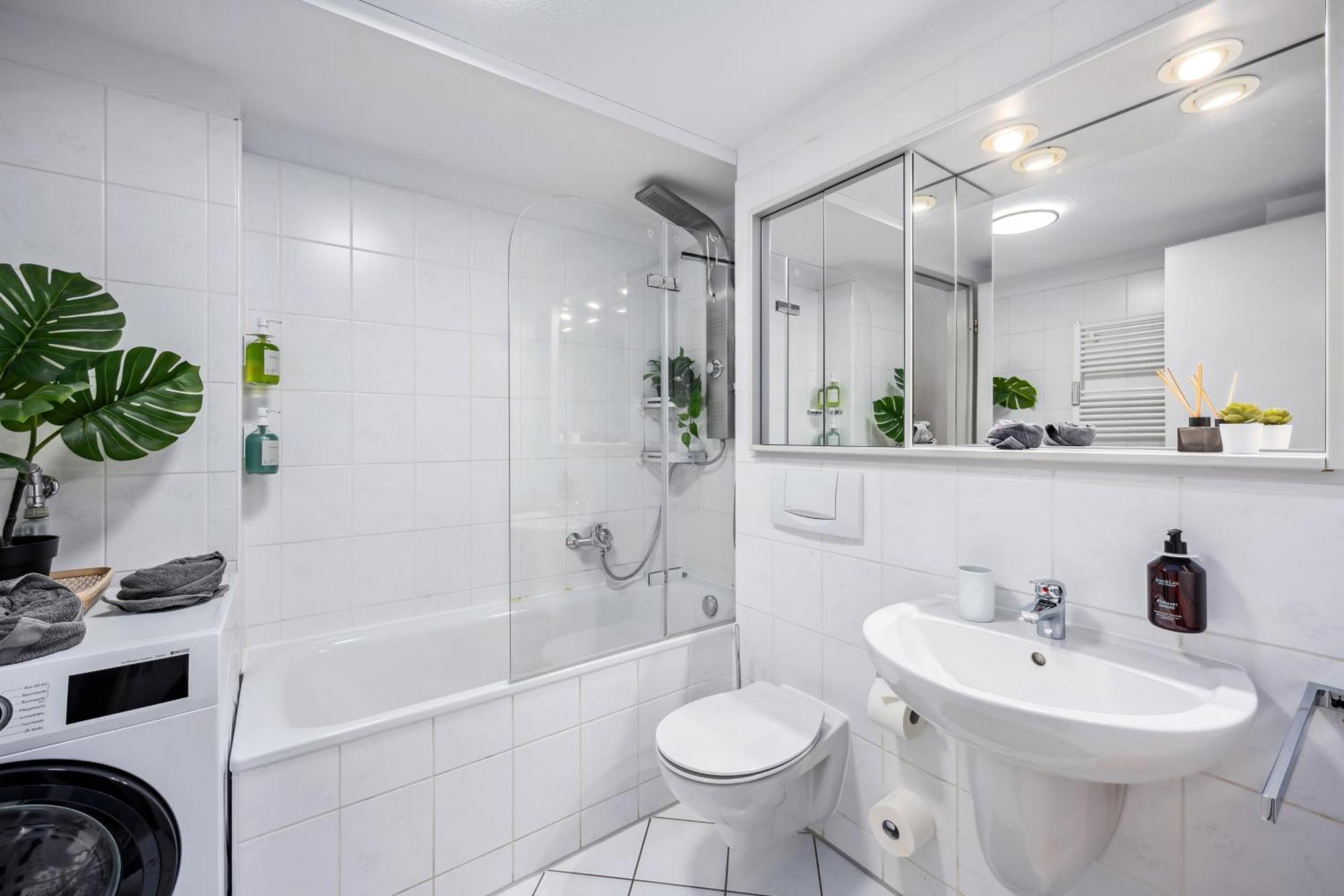 Traber Apartments 1 Sz Balkon Parkplatz & Sehr Ruhig Leipzig Dış mekan fotoğraf